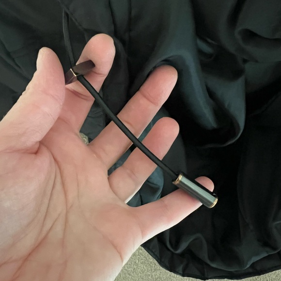 Women’s Kenneth Cole Puffer Jacket - Picture 8 of 9